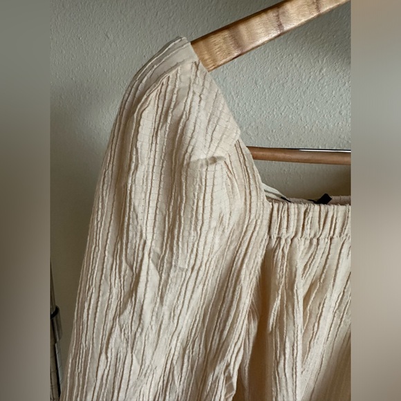 LINE AND DOT Ella Top. - Picture 11 of 14